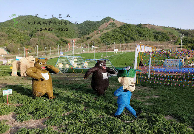 稻草工藝品卡通造型熊出沒 稻草工藝品卡通造型熊出沒