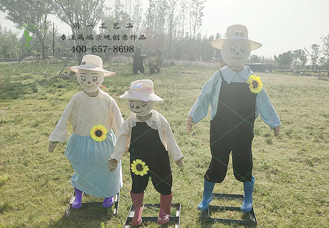 稻草工藝品創(chuàng)意稻草人