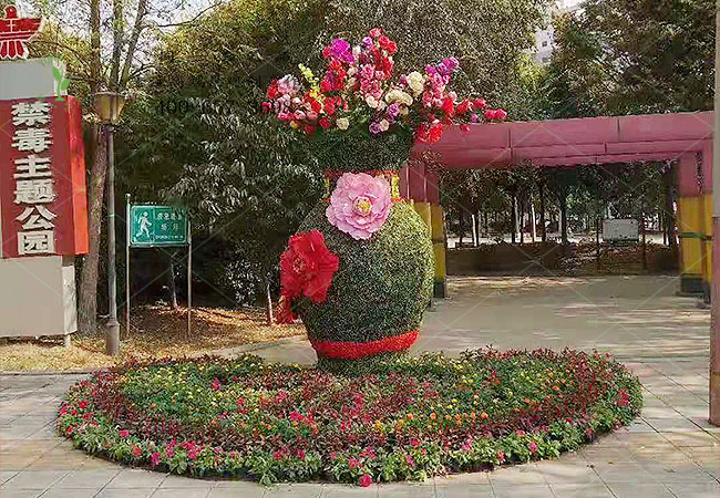 仿真綠雕花瓶立體花壇造型